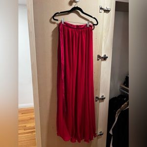 Lioness open slit skirt